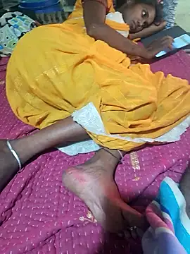 parmila203 online show from April 18, 2:04 am