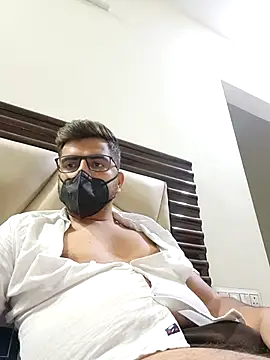 LoveGuruRA online show from September 15, 3:01 pm