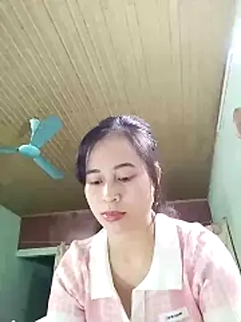 Snapshot of HELEN686 chatting on October 25, 9:39 am HELEN686 online show from October 25, 9:39 am