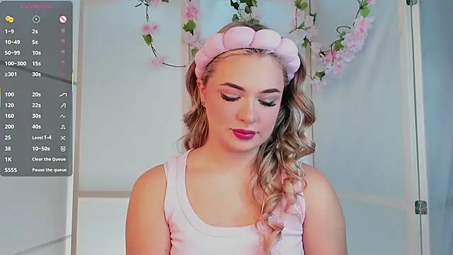 AliaBuerstatte online show from October 8, 7:11 pm