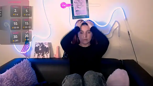 NaughtySandy11 online show from September 23, 8:17 am