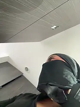 AlannaEvons online show from December 16, 3:28 pm