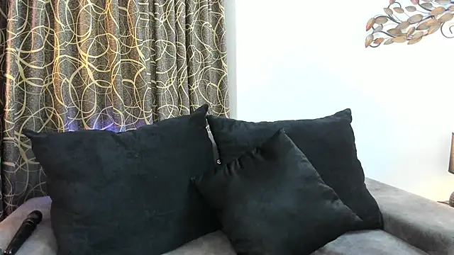 mia skys online show from February 16, 12:01 pm