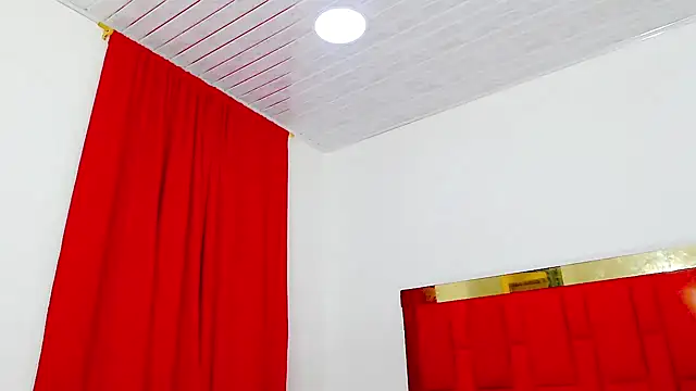 jamesrodriguez44 online show from November 8, 3:18 am