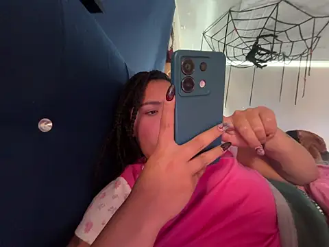 Snapshot of amanne_misa chatting on October 21, 1:23 pm amanne misa online show from October 21, 1:23 pm