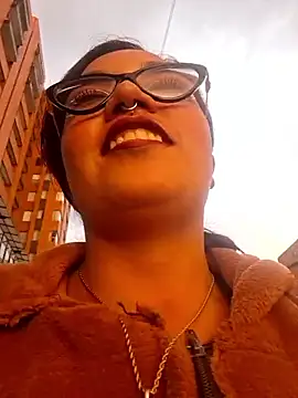 amanne misa online show from March 4, 10:38 pm