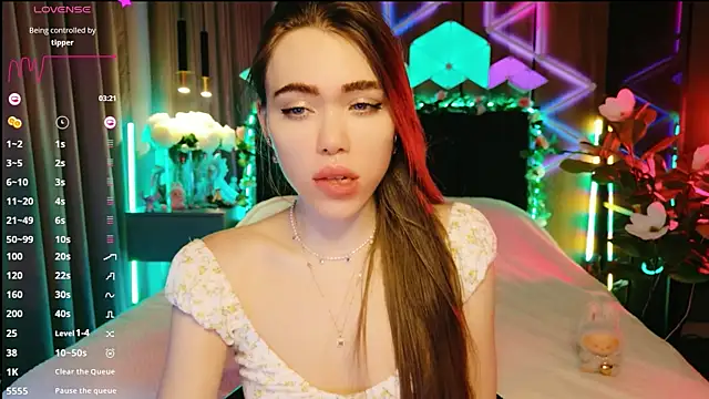 MimiFors online show from September 20, 3:46 pm