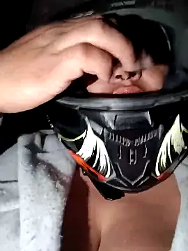 Snapshot of -Mia1 chatting on September 13, 11:26 pm -Mia1 online show from September 13, 11:26 pm