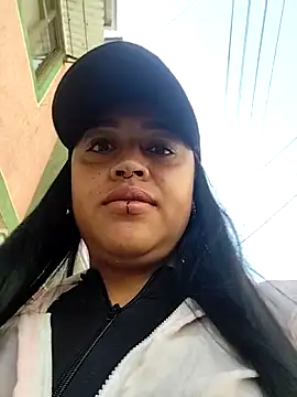 Snapshot of -Mia1 chatting on September 26, 1:26 pm -Mia1 online show from September 26, 1:26 pm