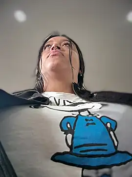 -Mia1 online show from April 22, 12:07 pm