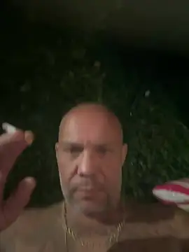 Snapshot of gitanomadrid chatting on July 4, 9:10 pm gitanomadrid online show from July 4, 9:10 pm