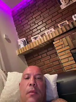 Snapshot of gitanomadrid chatting on July 31, 11:48 pm gitanomadrid online show from July 31, 11:48 pm