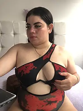 Kuromy x online show from February 18, 6:59 pm