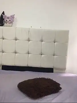 Kuromy x online show from April 19, 3:44 pm