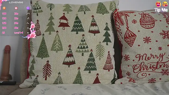 Roxybeautyy online show from April 21, 9:26 am