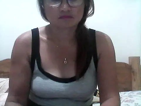 nathalie0045 online show from March 27, 9:53 am