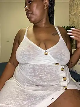 fatpussydallx online show from April 22, 2:03 am