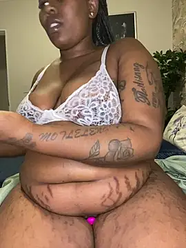 fatpussydallx online show from April 22, 5:14 pm