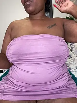 fatpussydallx online show from June 10, 6:45 am