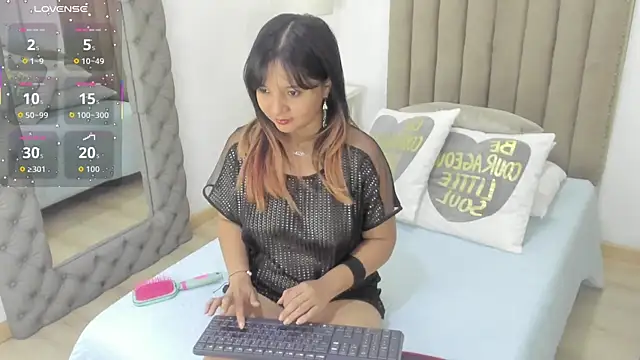 Snapshot of zusan_king_ chatting on November 15, 3:04 am zusan king online show from November 15, 3:04 am