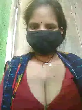 Snapshot of Jyoti_chauhan chatting on September 23, 8:17 am Jyoti chauhan online show from September 23, 8:17 am