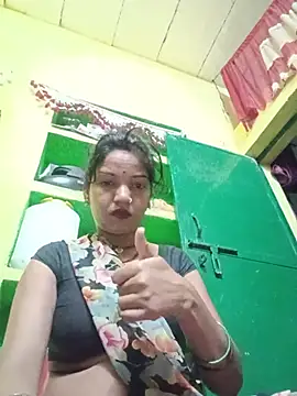Snapshot of Seema_guptaji chatting on June 27, 10:15 pm Seema guptaji online show from June 27, 10:15 pm