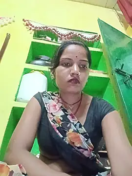 Snapshot of Seema_guptaji chatting on July 1, 8:05 am Seema guptaji online show from July 1, 8:05 am