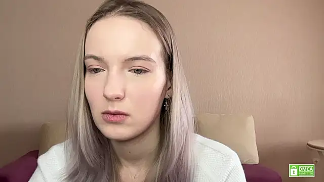 HongTomczak online show from February 11, 7:46 am