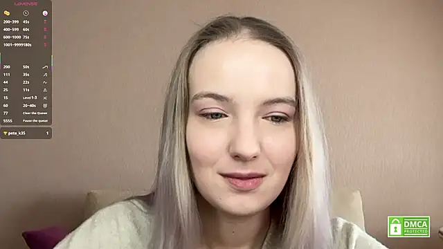 HongTomczak online show from February 18, 7:37 am