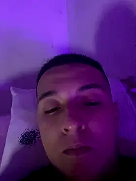 Jrivera22 online show from November 11, 7:25 pm