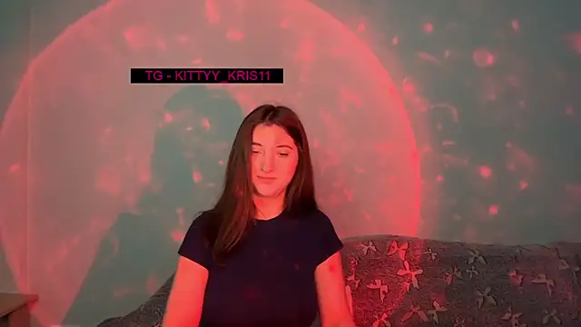 Snapshot of kitty_kristy1 chatting on December 1, 10:37 pm kitty kristy1 online show from December 1, 10:37 pm