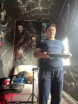 IanGilbert online show from September 11, 8:31 pm