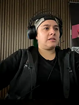 IanGilbert online show from September 16, 3:13 pm