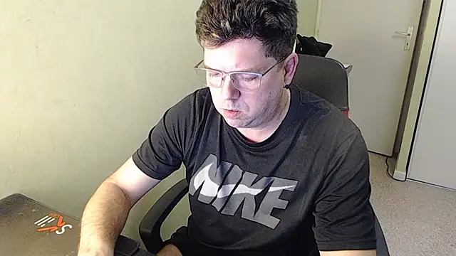 blueandwhite1 online show from February 1, 4:22 pm