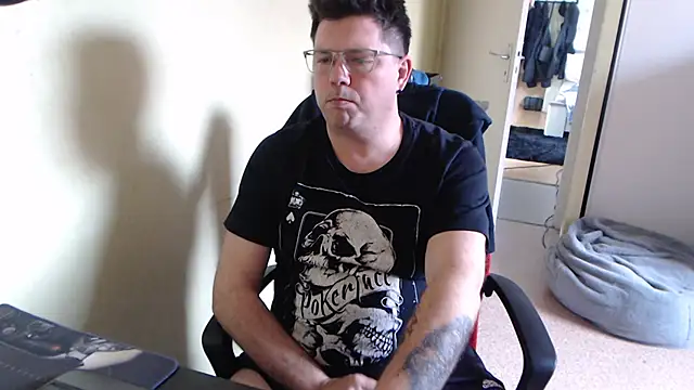 blueandwhite1 online show from March 12, 3:40 pm