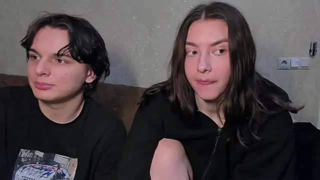 muuur fam online show from October 12, 10:20 pm