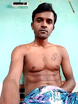 Snapshot of ShinuRoy chatting on September 17, 10:50 am ShinuRoy online show from September 17, 10:50 am