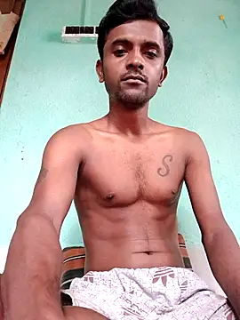 Snapshot of ShinuRoy chatting on September 21, 12:34 am ShinuRoy online show from September 21, 12:34 am