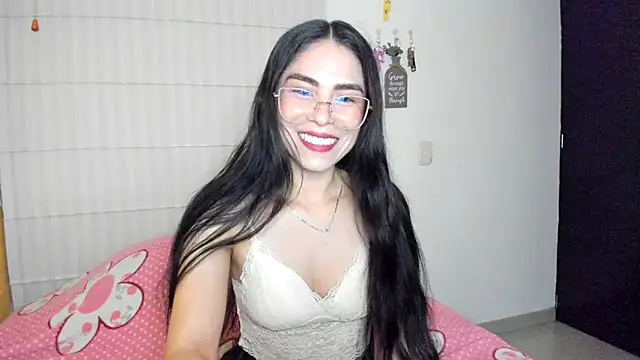 Snapshot of sasha_jonne chatting on September 24, 11:52 pm sasha jonne online show from September 24, 11:52 pm