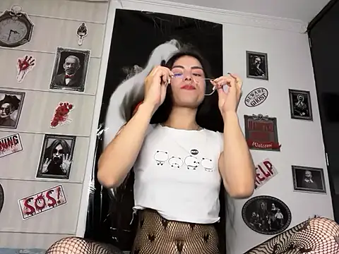 Snapshot of sasha_jonne chatting on October 16, 12:11 am sasha jonne online show from October 16, 12:11 am