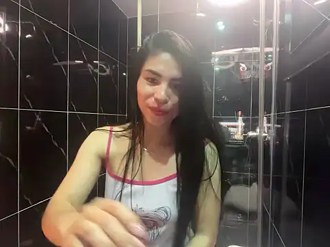 Snapshot of sasha_jonne chatting on November 16, 2:39 am sasha jonne online show from November 16, 2:39 am