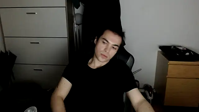 tomuchdrugsinmycum online show from January 18, 4:05 am