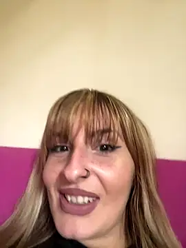 Sexy Bulgarian woman online show from October 22, 9:09 am