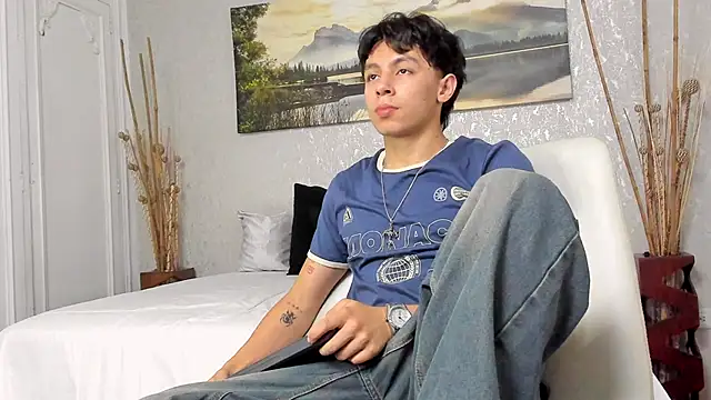 Snapshot of Tyler_durten chatting on September 26, 3:32 am Tyler durten online show from September 26, 3:32 am
