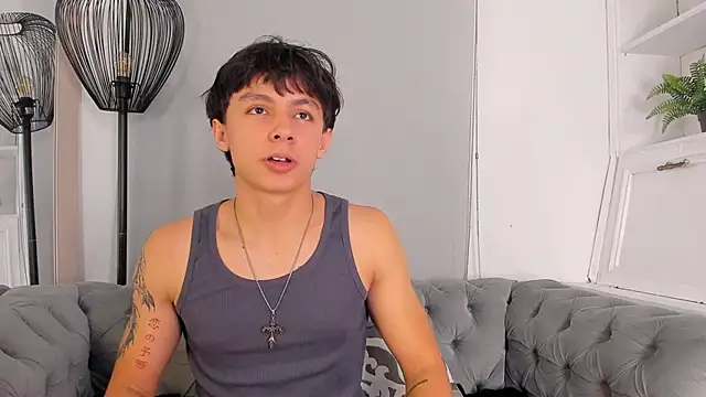 Snapshot of Tyler_durten chatting on October 14, 3:07 am Tyler durten online show from October 14, 3:07 am