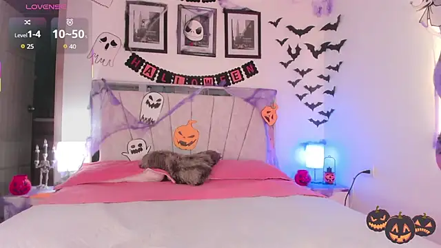 Snapshot of FuckingYoungs chatting on October 26, 2:28 am FuckingYoungs online show from October 26, 2:28 am