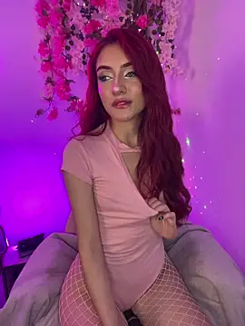 Snapshot of LucyGray chatting on November 12, 6:14 am LucyGray online show from November 12, 6:14 am