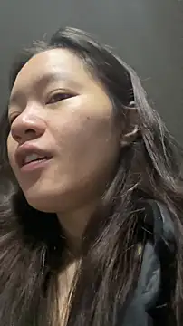 Snapshot of Kiss168811 chatting on October 23, 10:03 am Kiss168811 online show from October 23, 10:03 am