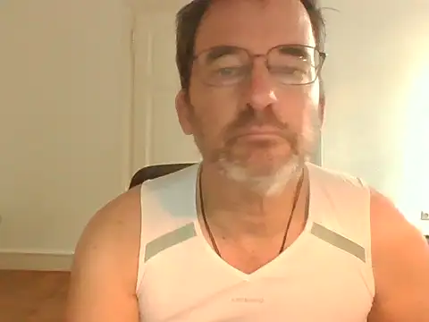 Snapshot of stallionrider88 chatting on September 13, 4:51 pm stallionrider88 online show from September 13, 4:51 pm