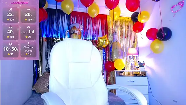 Snapshot of Ashley_parkerr chatting on September 23, 6:16 am Ashley parkerr online show from September 23, 6:16 am